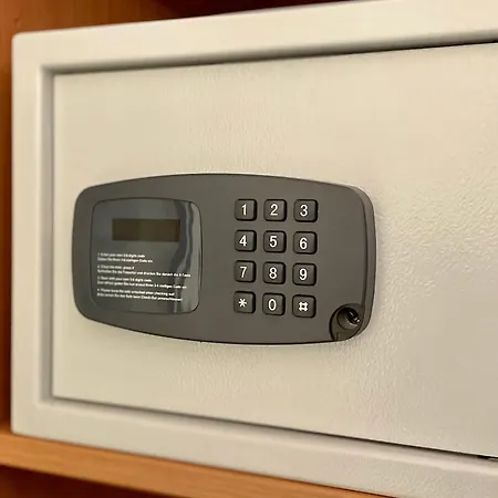 Insel 3* كولونيا